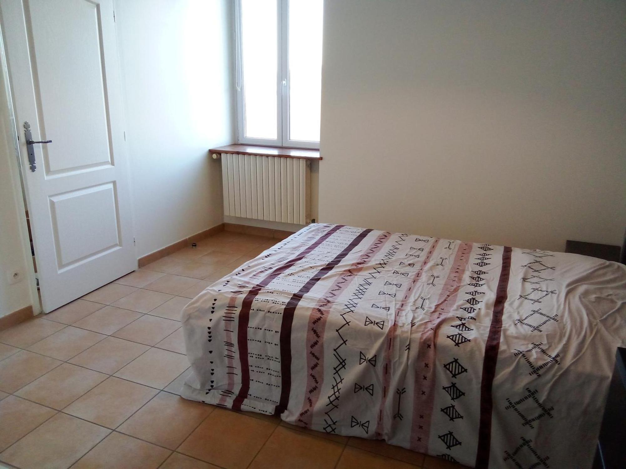Chez Steph Apartment Saint-Germain-Nuelles ภายนอก รูปภาพ